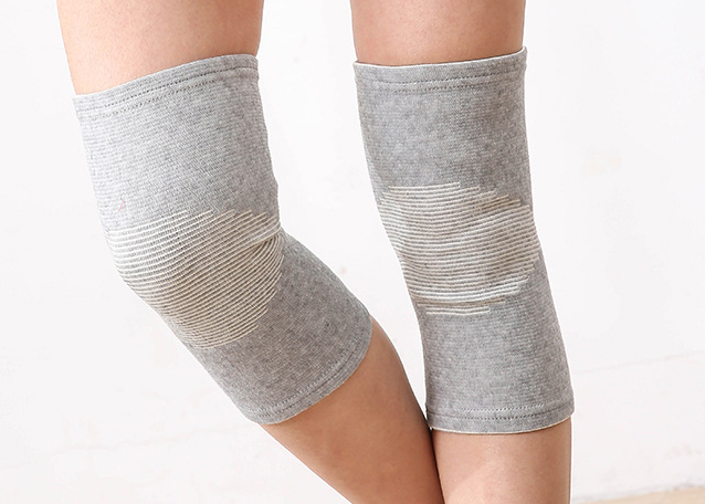 SoftSupport Bamboo Knee Sleeve (Single)